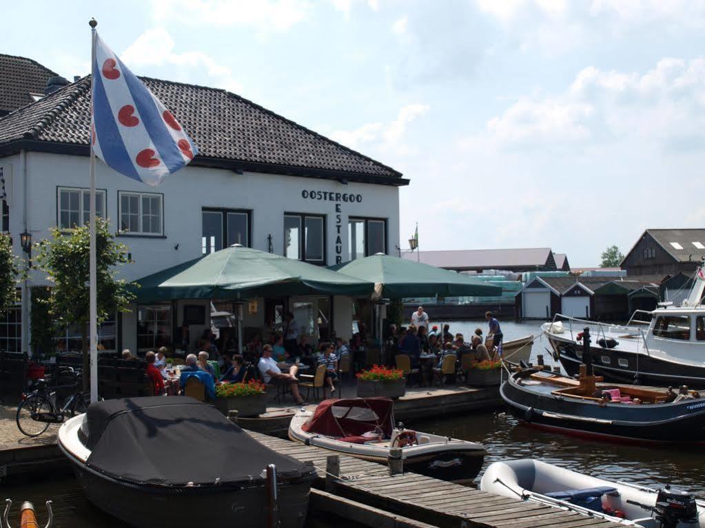 Hotel Oostergoo Grou Exteriör bild